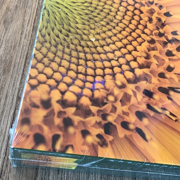 Vibrant Sunflower Pink Sky Puzzle 19”x26” 1000 pieces New Sealed - Picture 2 of 16